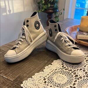 Converse Women's High-Top Sneakers - Gray